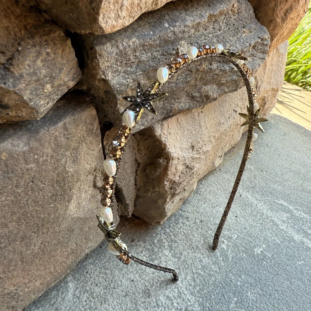New🌟Anthropologie-Elegant Pearl and Crystal Headband
